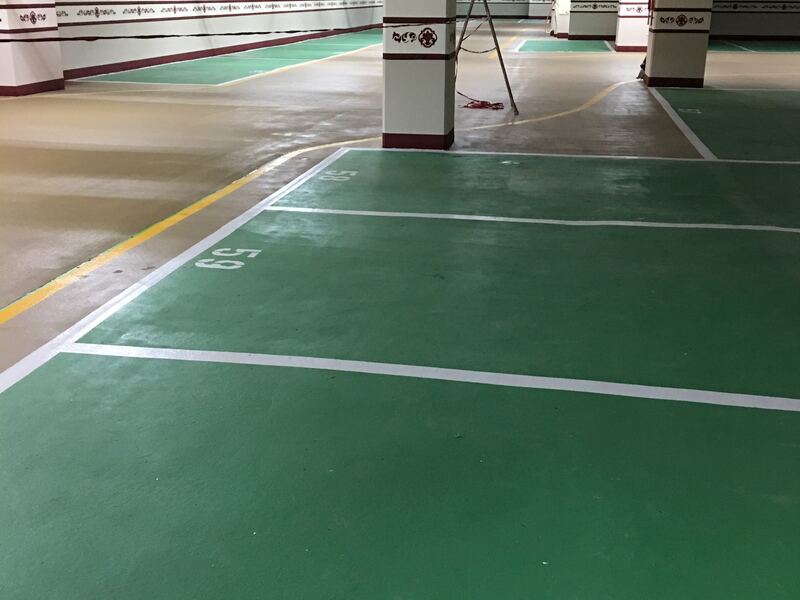 地下停車場地坪與車格